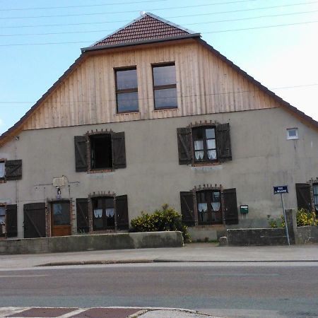 Chambre D Hote 1873 Frasne エクステリア 写真