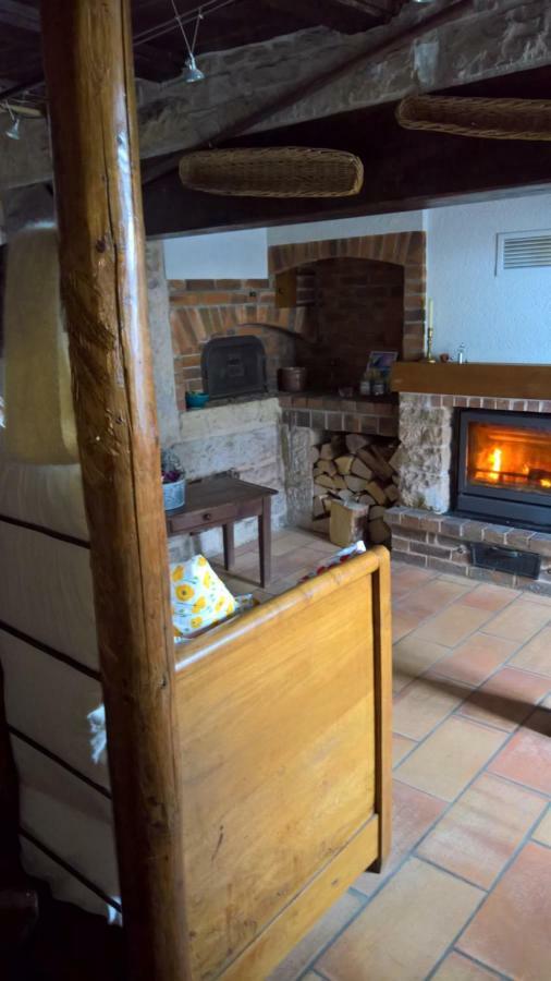 Chambre D Hote 1873 Frasne エクステリア 写真