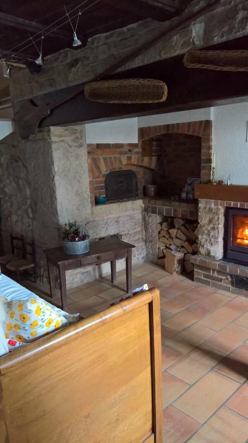 Chambre D Hote 1873 Frasne エクステリア 写真