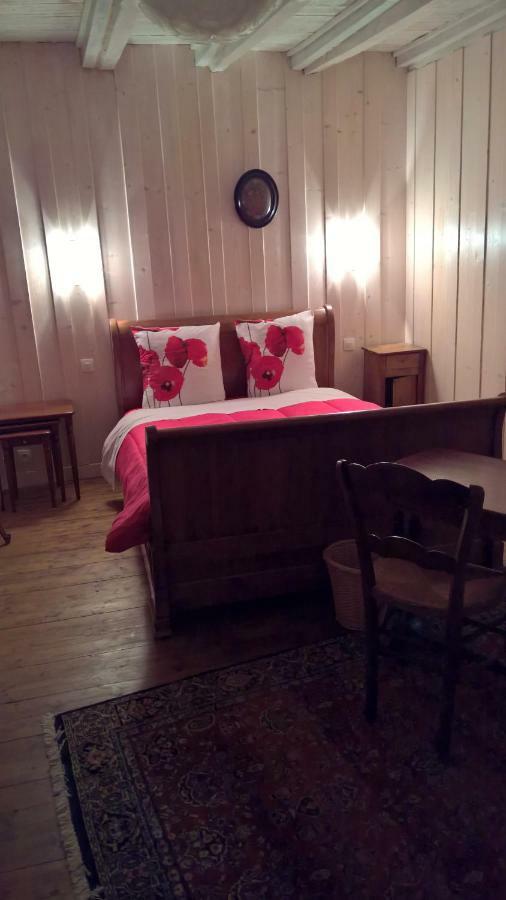 Chambre D Hote 1873 Frasne エクステリア 写真