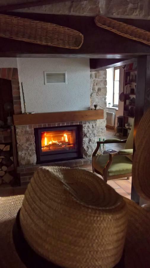 Chambre D Hote 1873 Frasne エクステリア 写真