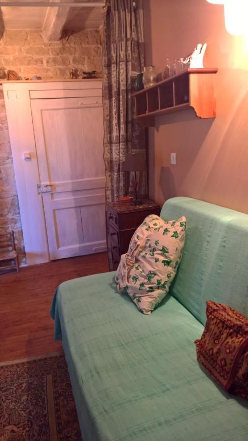 Chambre D Hote 1873 Frasne 部屋 写真